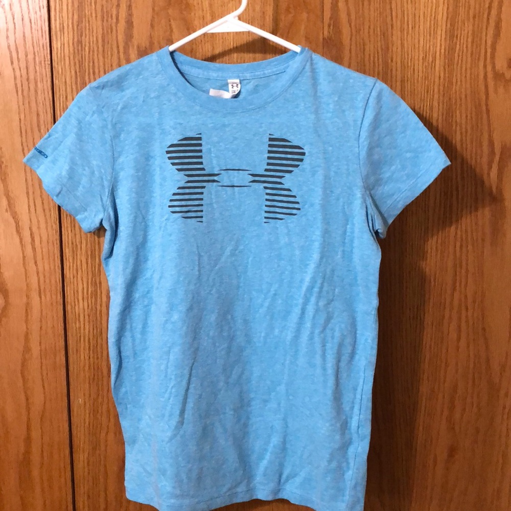 Under Armour t-shirt